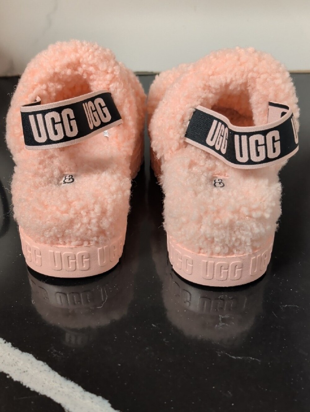 UGG Oh Fluffita Platform Pink Slides Size 8 Like New MSRP $110 - Picture 8 of 10